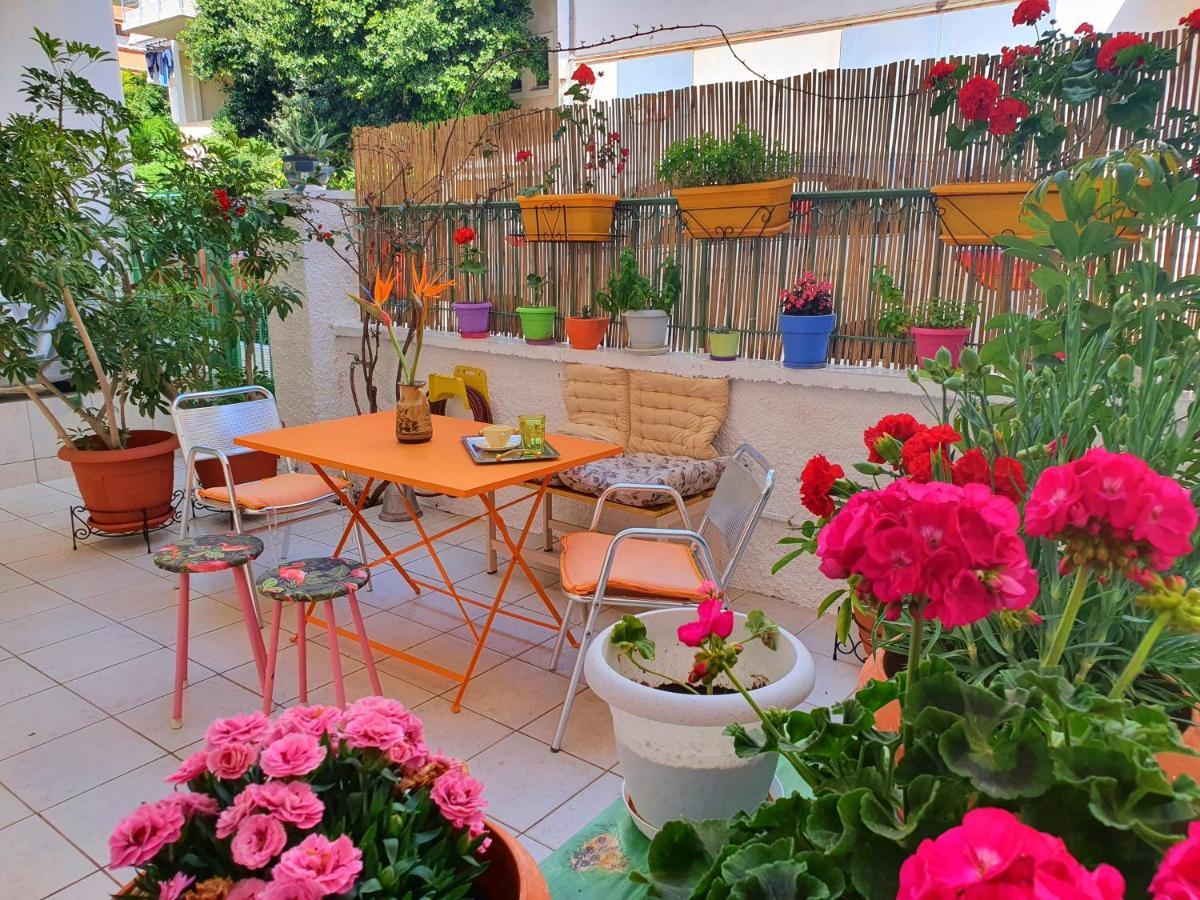 Casa Bonita, House With Private Entrance And Garden, Between Center And Sea Atenas Exterior foto