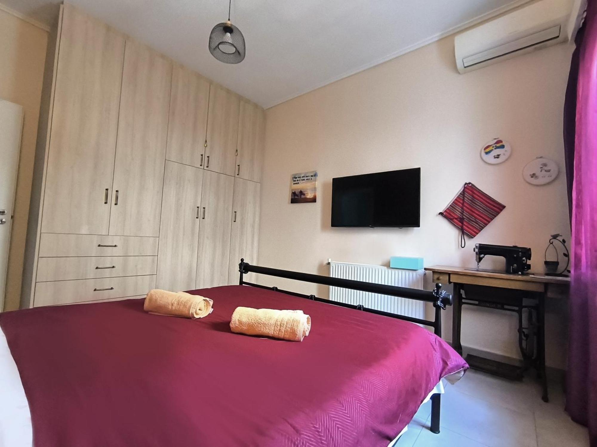Casa Bonita, House With Private Entrance And Garden, Between Center And Sea Atenas Exterior foto